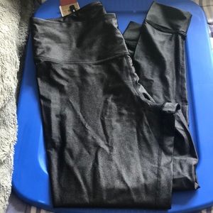 BRAND NEW shiny Reebok leggings(look like leather)